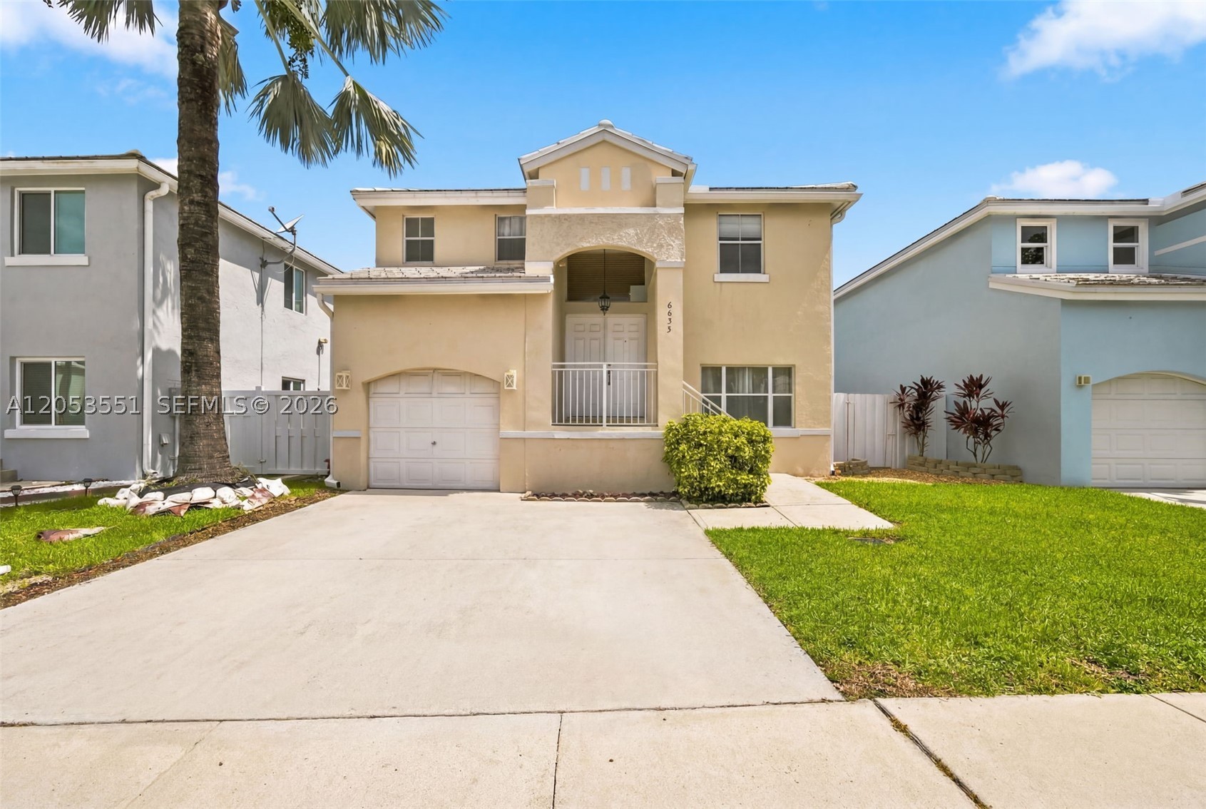 Beautiful 3-bedroom, 2.5-bathroom lakefront home located in a gated community with an incredibly low HOA of just $13/month. The community offers 3 swimming pools, tennis courts, basketball courts, and a children's playground in a peaceful, well-maintained neighborhood. Conveniently located near shopping centers, grocery stores, restaurants, parks, and top-rated schools.

Please submit all offers with proof of funds for cash purchases. For financed offers, please include a pre-approval letter and DU approval. Seller reserves the right to have the seller's preferred lender review all pre-approval and DU letters submitted with the offer.