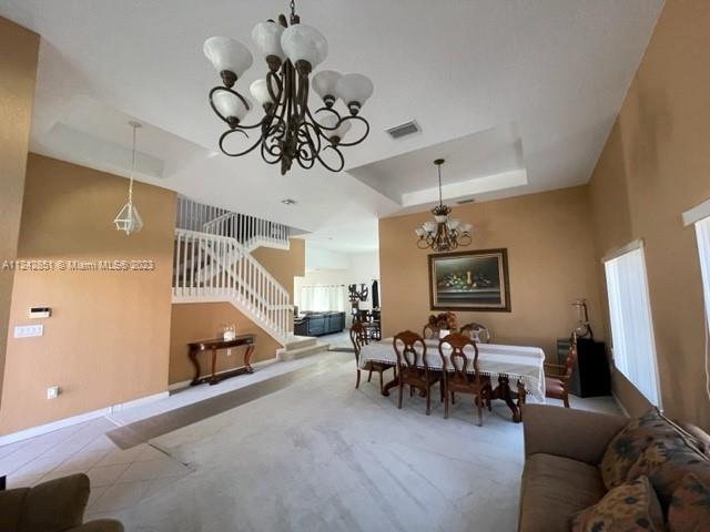 LAROC ESTATES - Residential