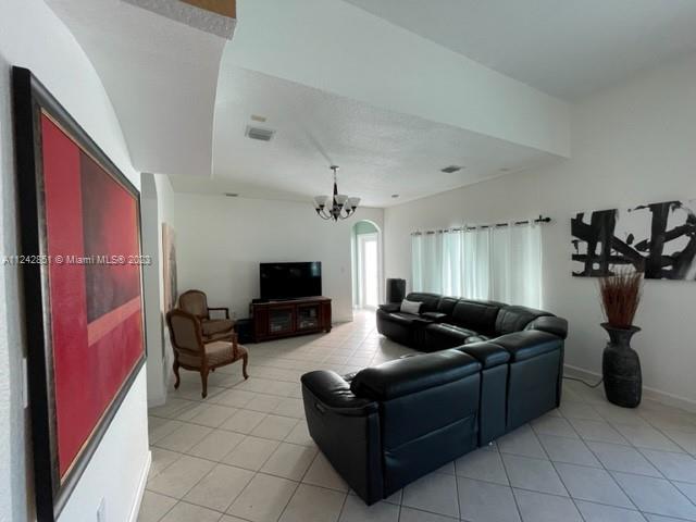 LAROC ESTATES - Residential