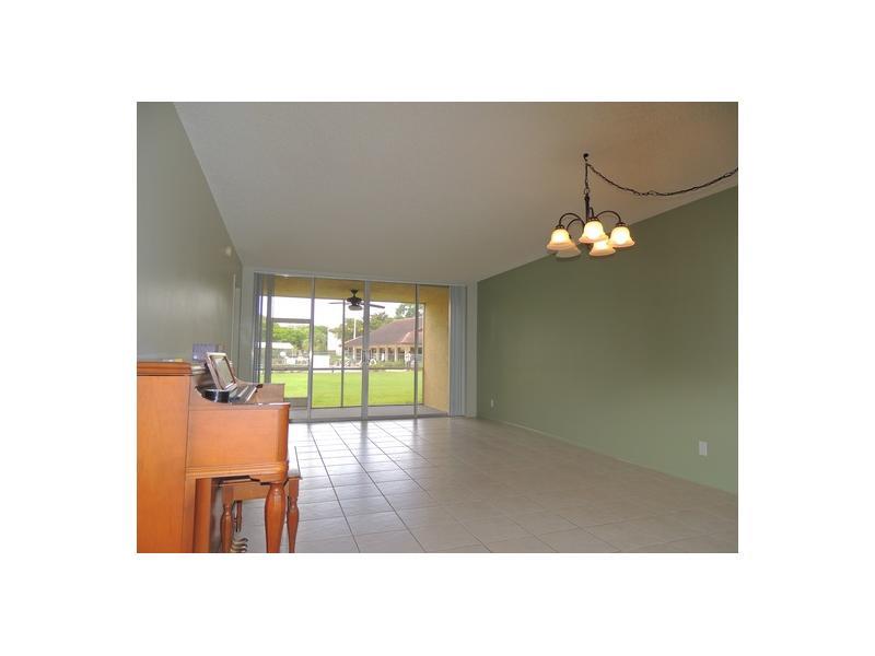 9 OF SABAL PALM OF PINE I - Residential Lease