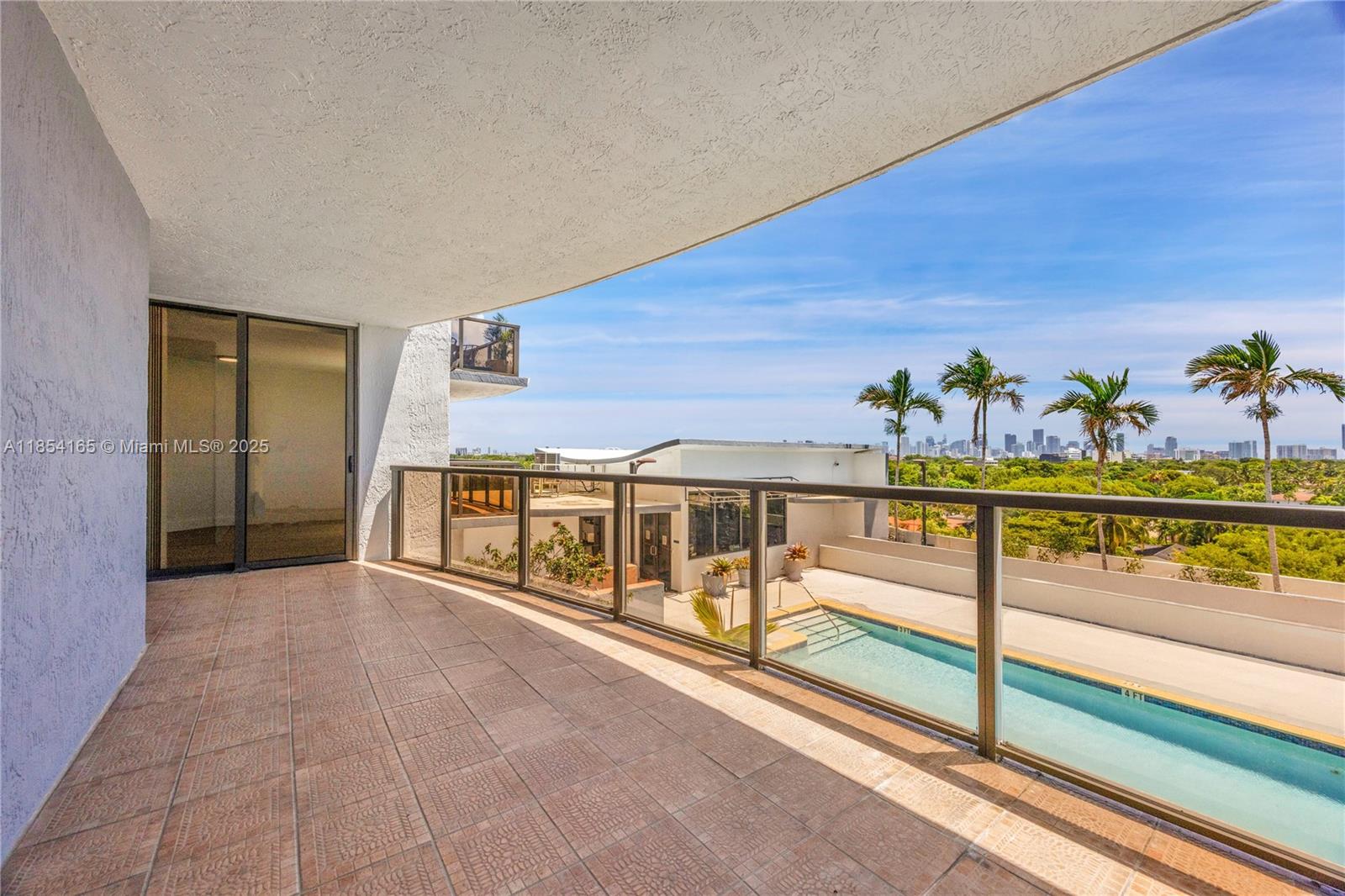 THE LUXOR RESIDENCES COND - Residential Lease