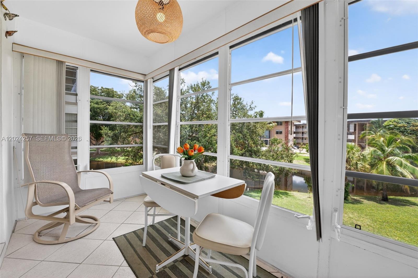 LAUDERDALE OAKS CONDO 4 - Residential