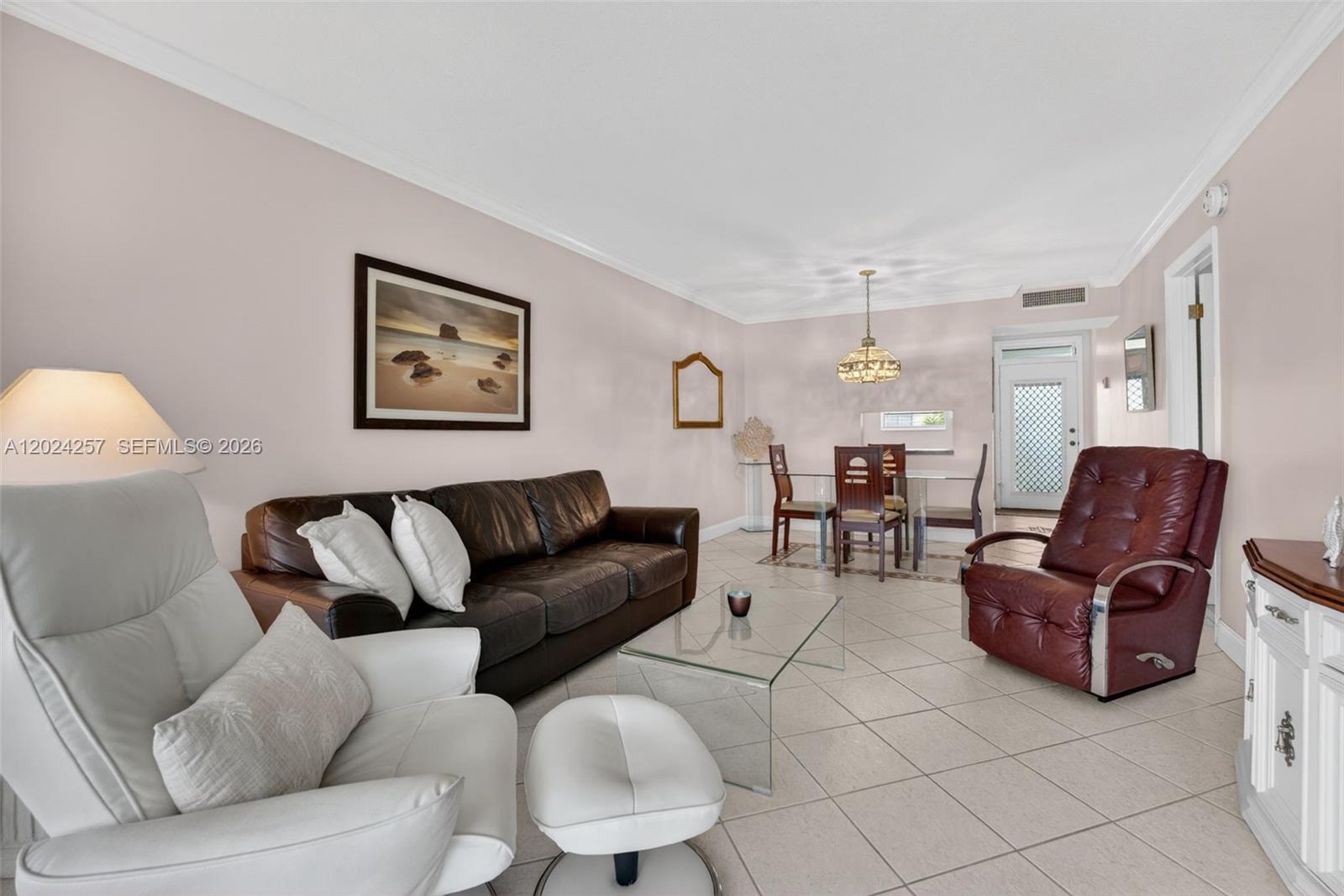 LAUDERDALE OAKS CONDO 4 - Residential