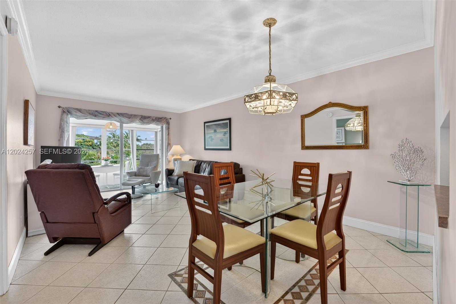 LAUDERDALE OAKS CONDO 4 - Residential