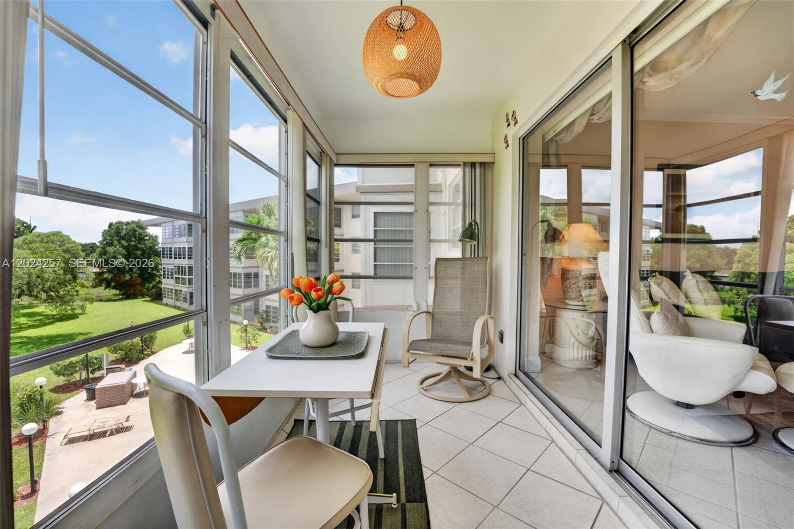 LAUDERDALE OAKS CONDO 4 - Residential