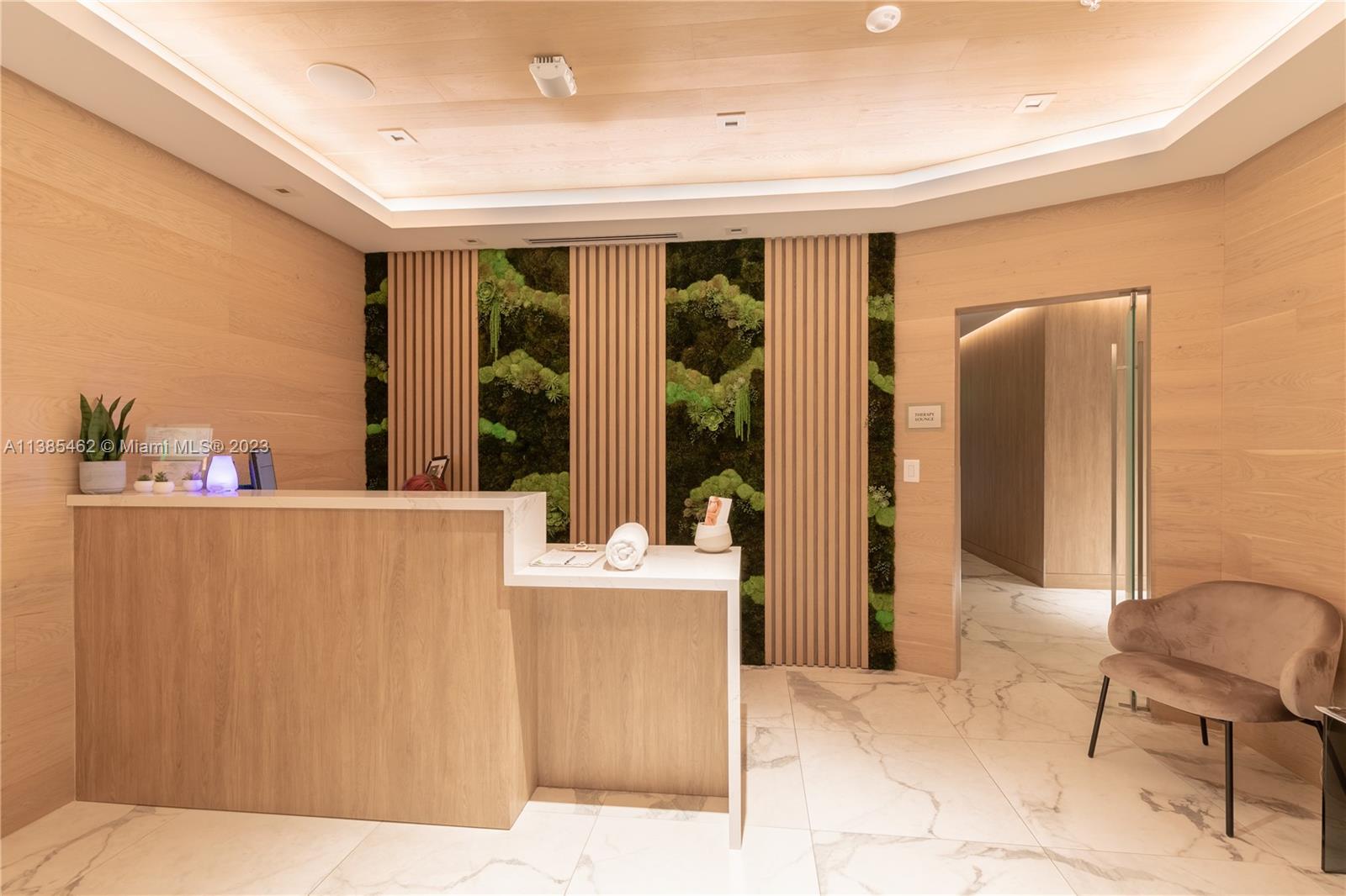 IVY CONDO - Residential Lease