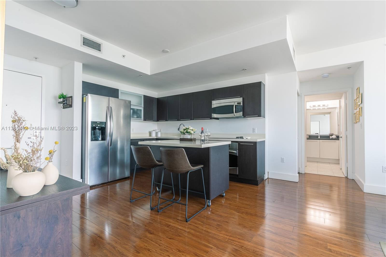 IVY CONDO - Residential Lease