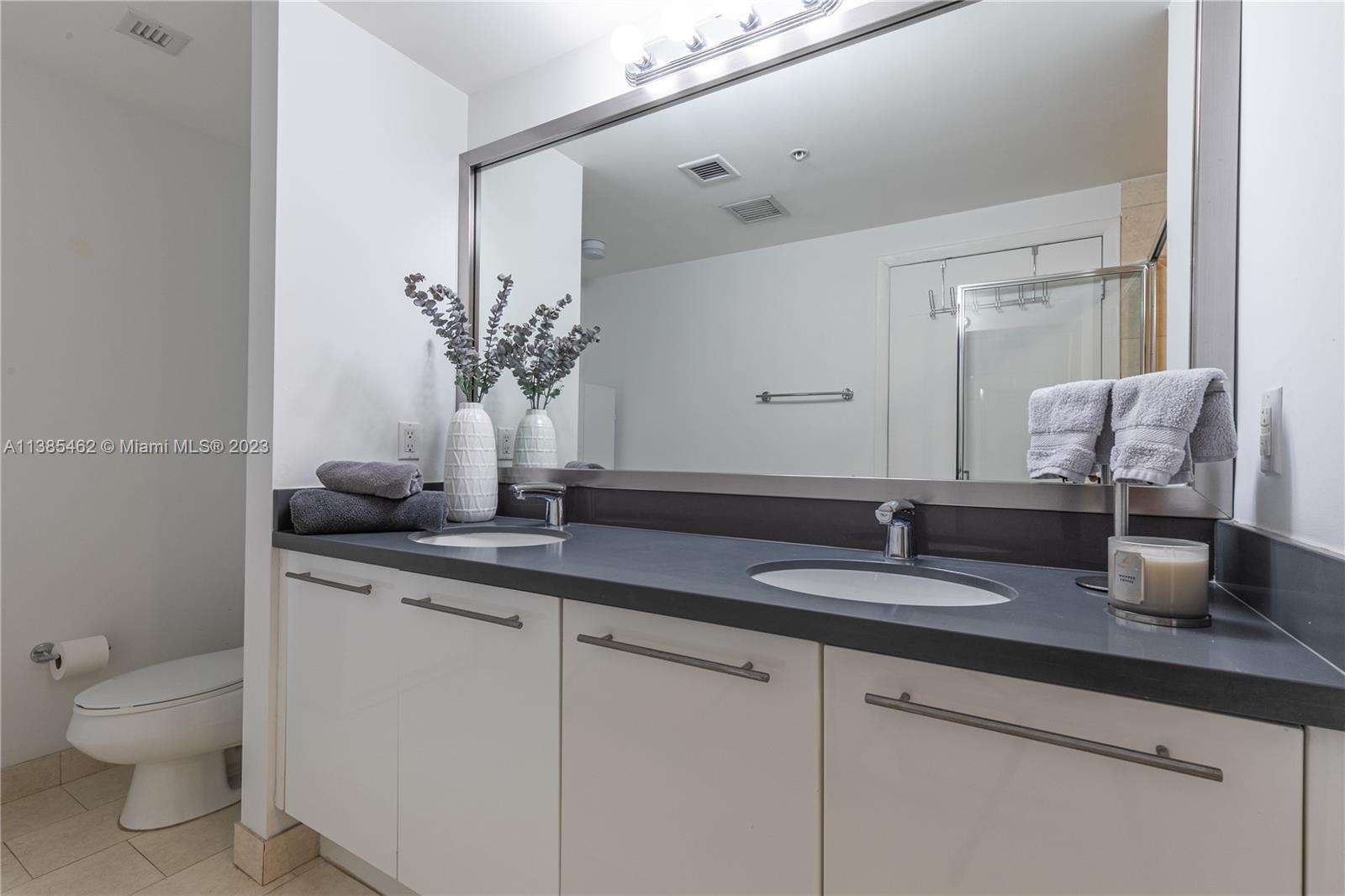 IVY CONDO - Residential Lease