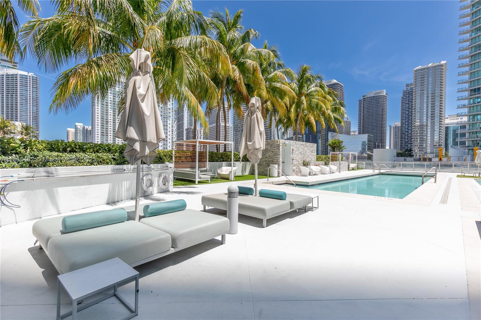 IVY CONDO - Residential Lease
