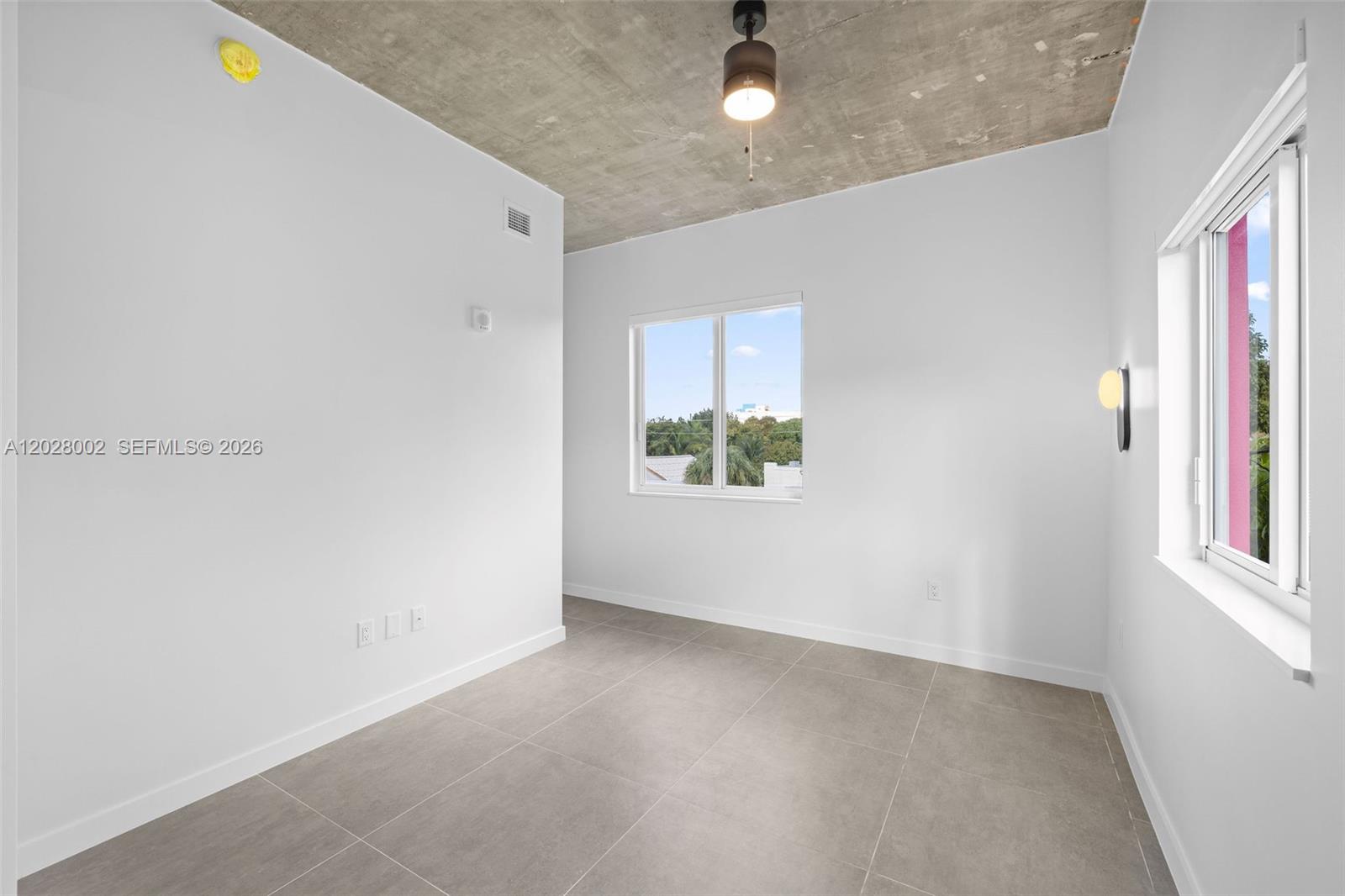 NORTHERN BLVD TRACK - Residential Lease