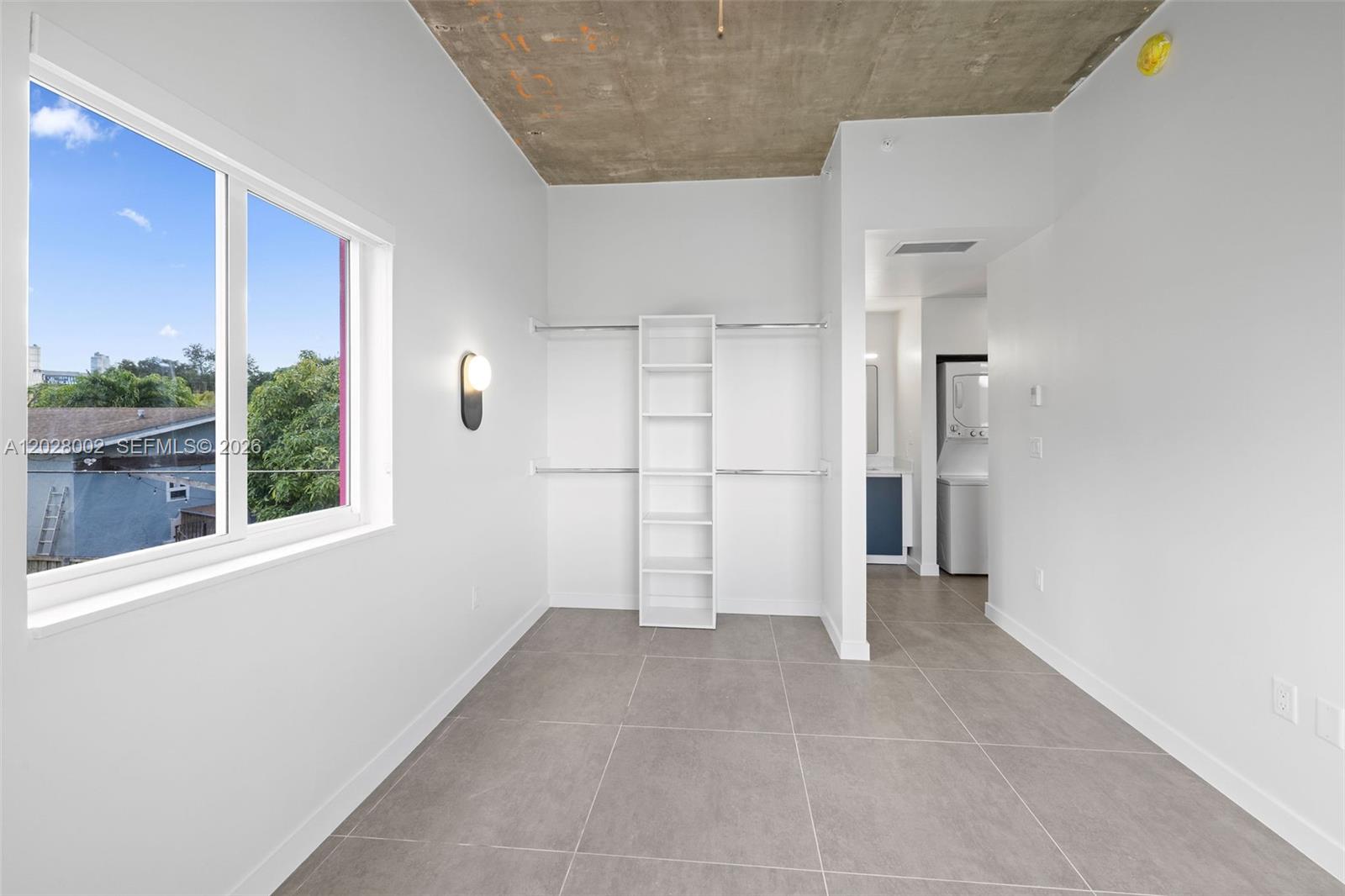 NORTHERN BLVD TRACK - Residential Lease