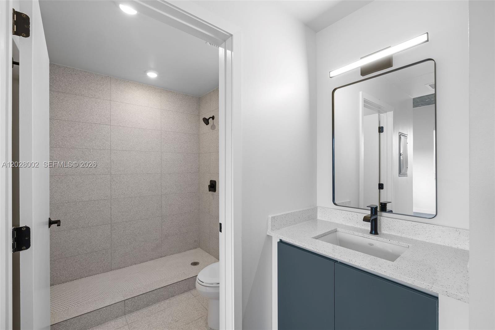 NORTHERN BLVD TRACK - Residential Lease