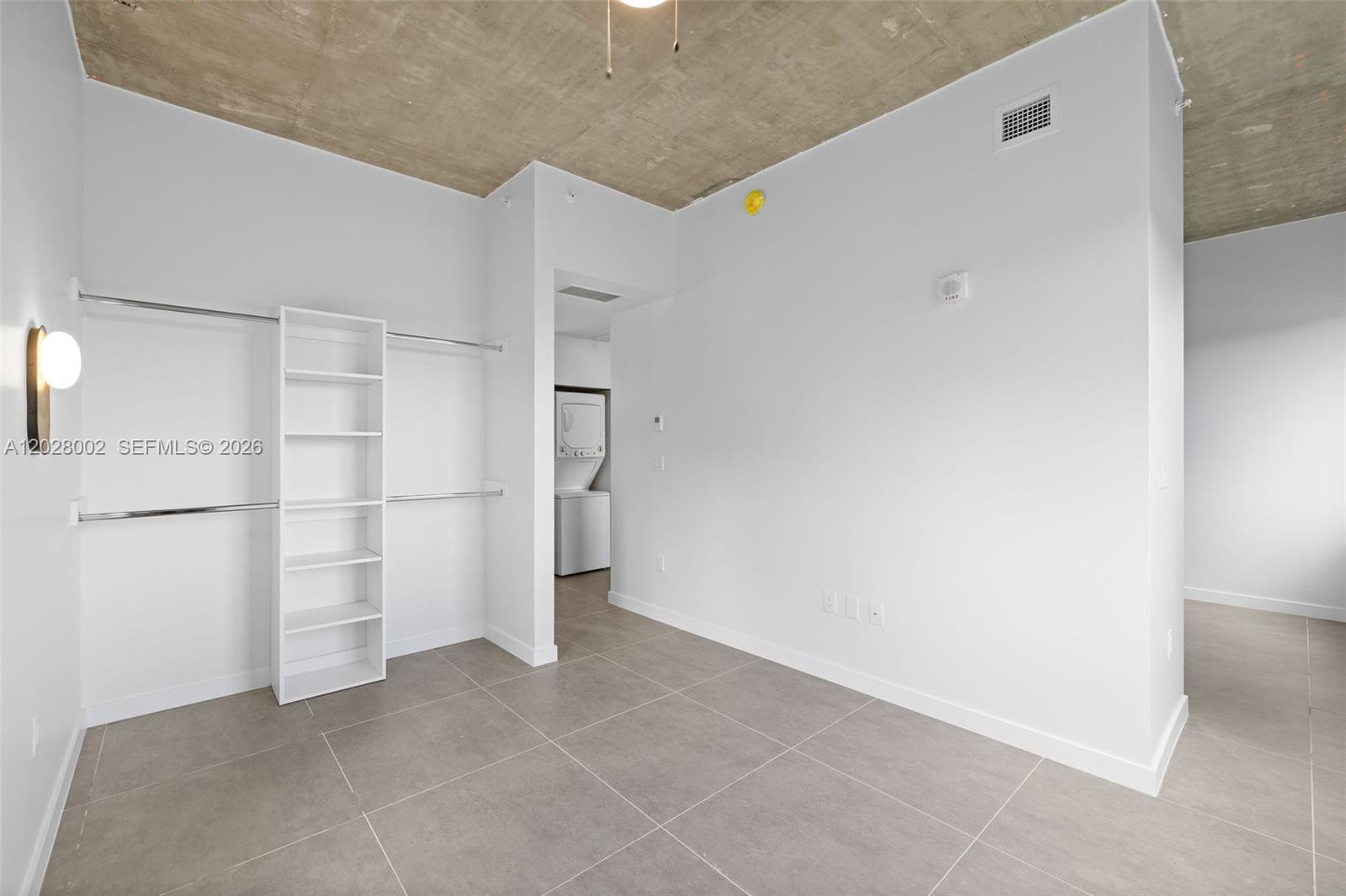 NORTHERN BLVD TRACK - Residential Lease