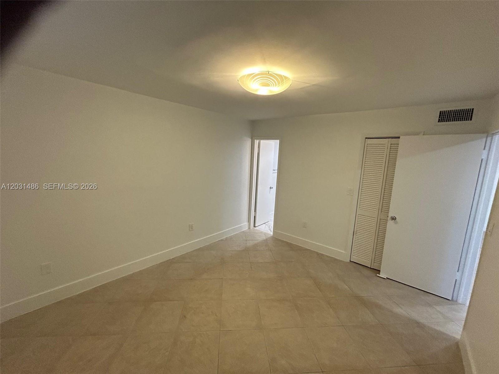 GROVES EDGE CONDO - Residential Lease