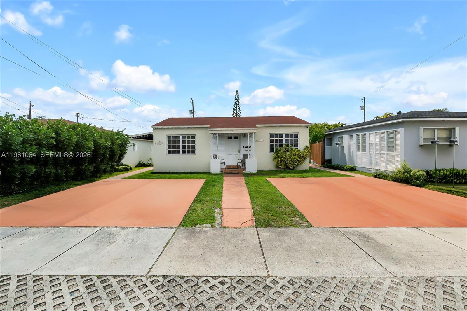 GRAPELAND HEIGHTS - Residential