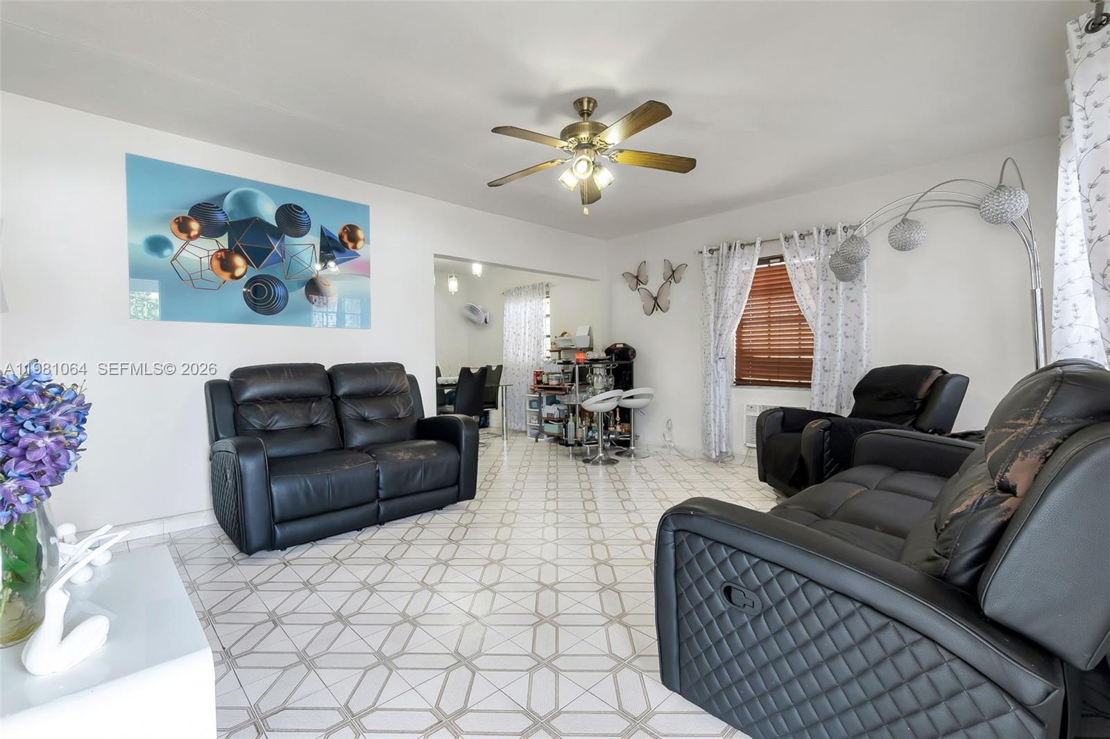 GRAPELAND HEIGHTS - Residential