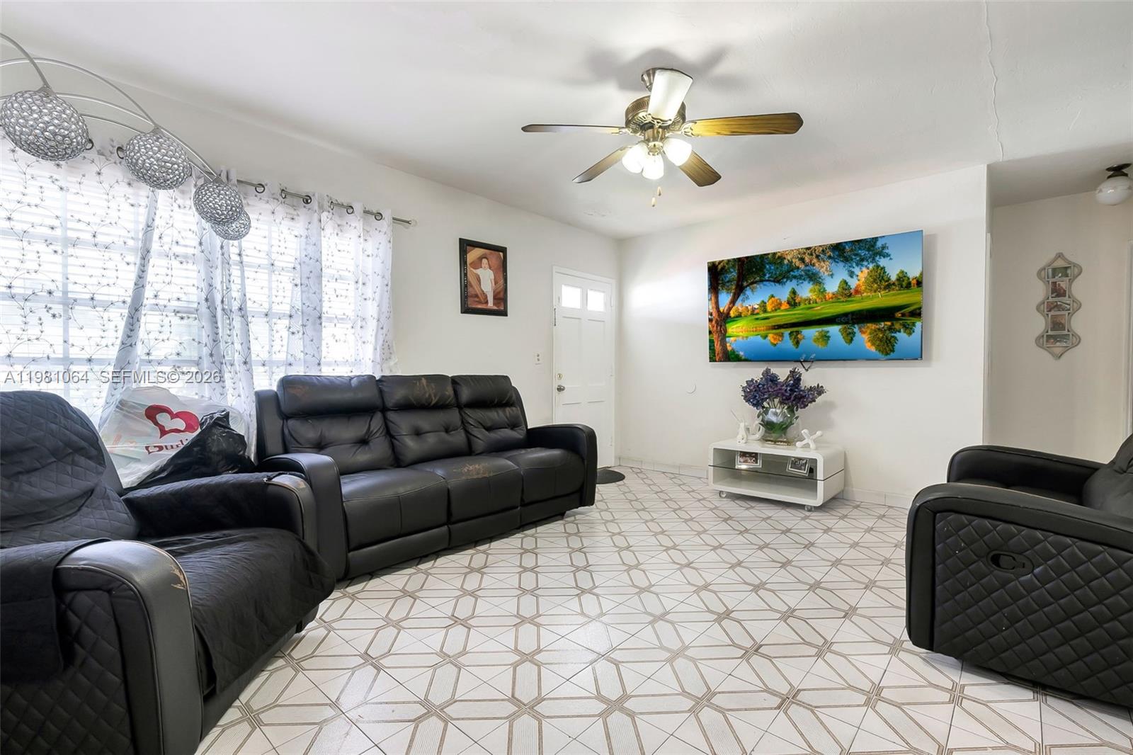 GRAPELAND HEIGHTS - Residential