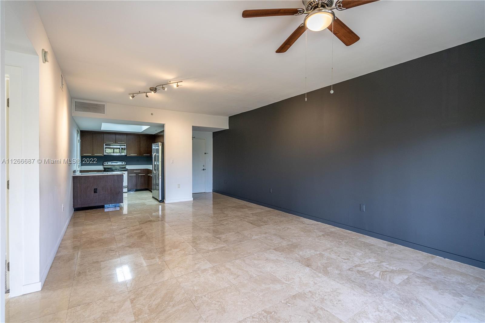 CORAL GABLES SEC K - Residential Lease