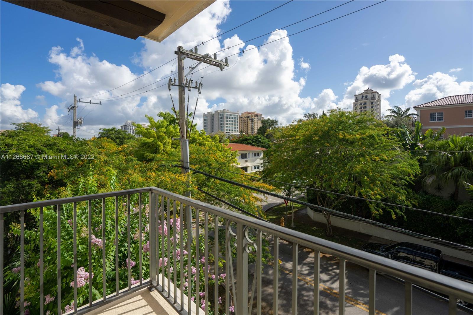 CORAL GABLES SEC K - Residential Lease
