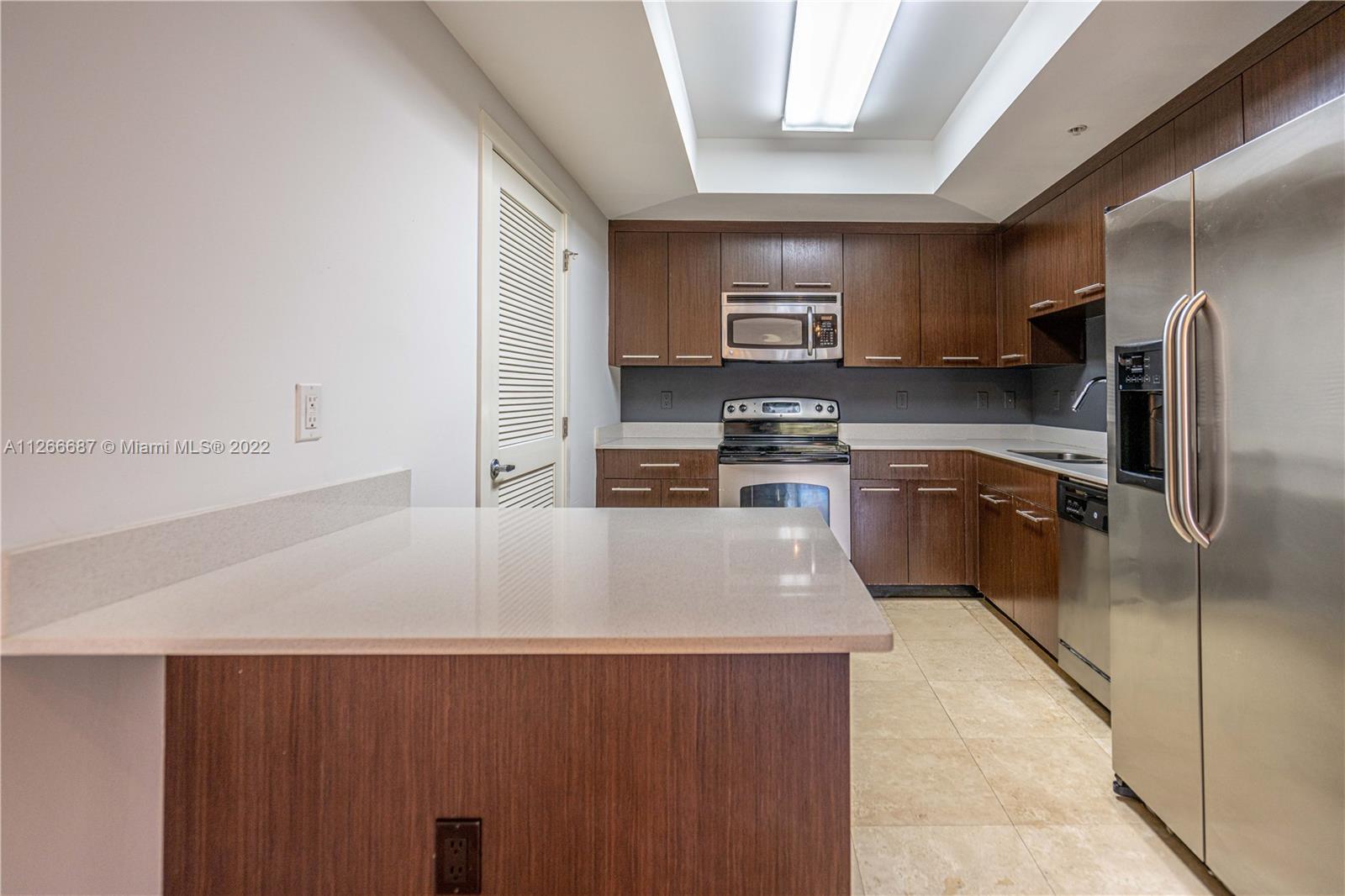 CORAL GABLES SEC K - Residential Lease