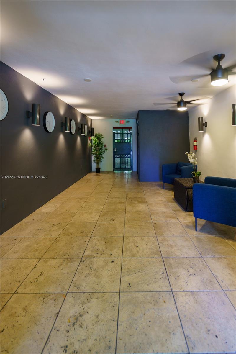 CORAL GABLES SEC K - Residential Lease