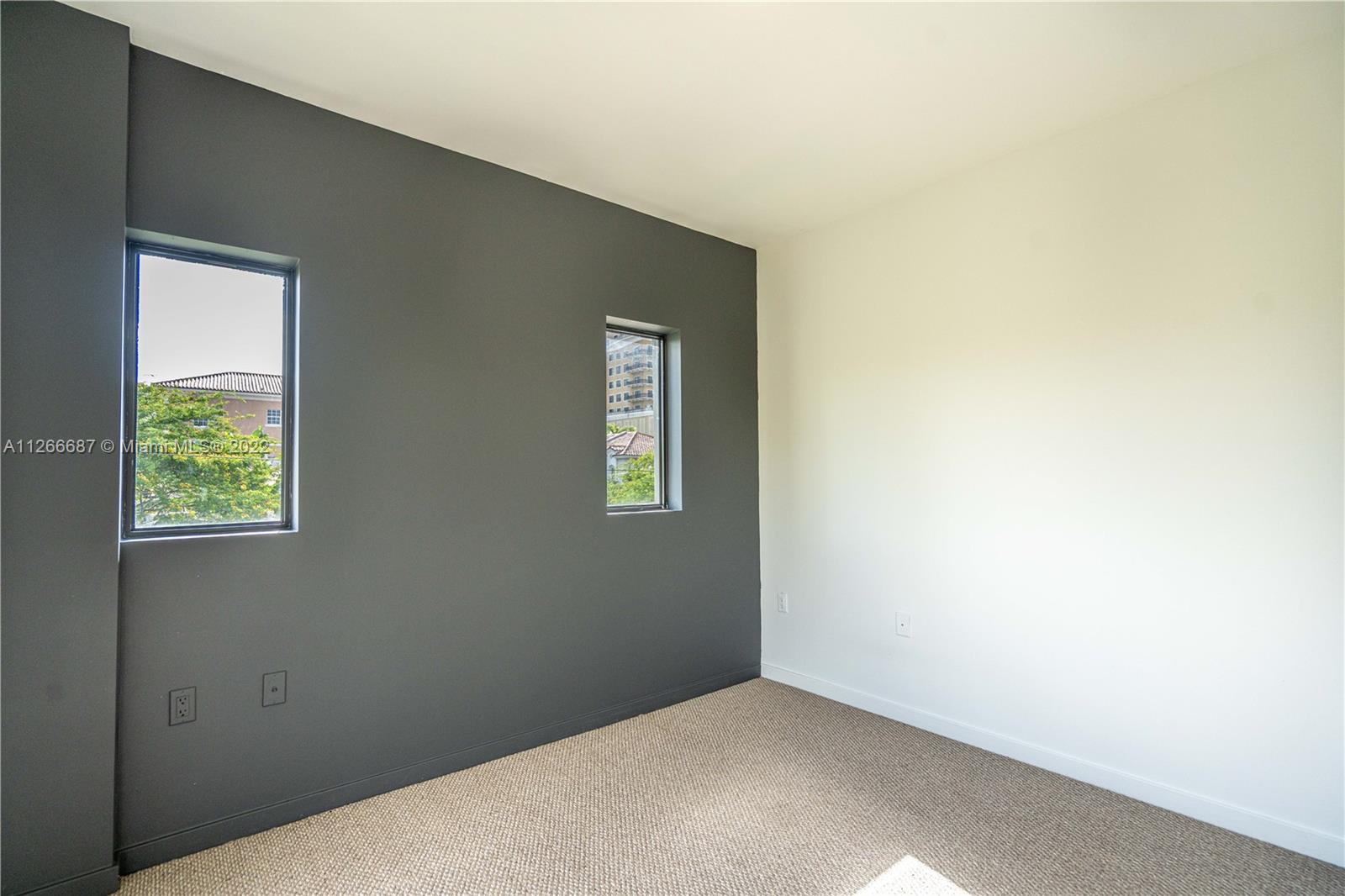 CORAL GABLES SEC K - Residential Lease