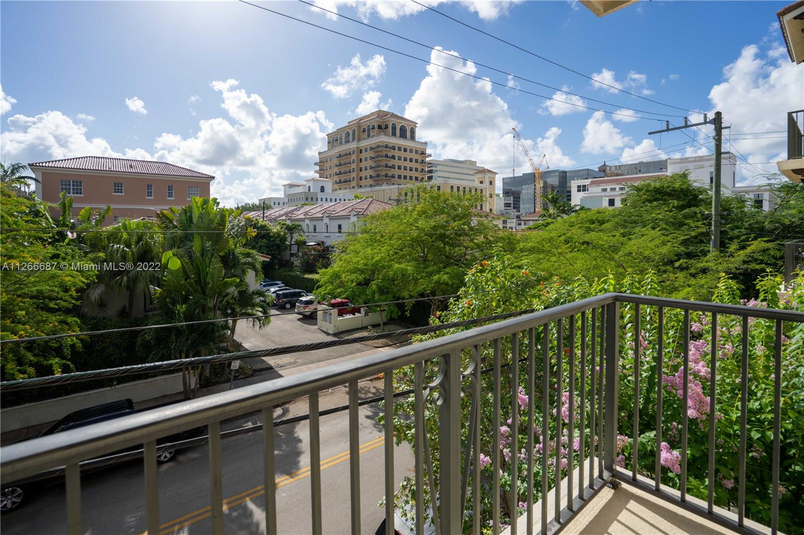 CORAL GABLES SEC K - Residential Lease