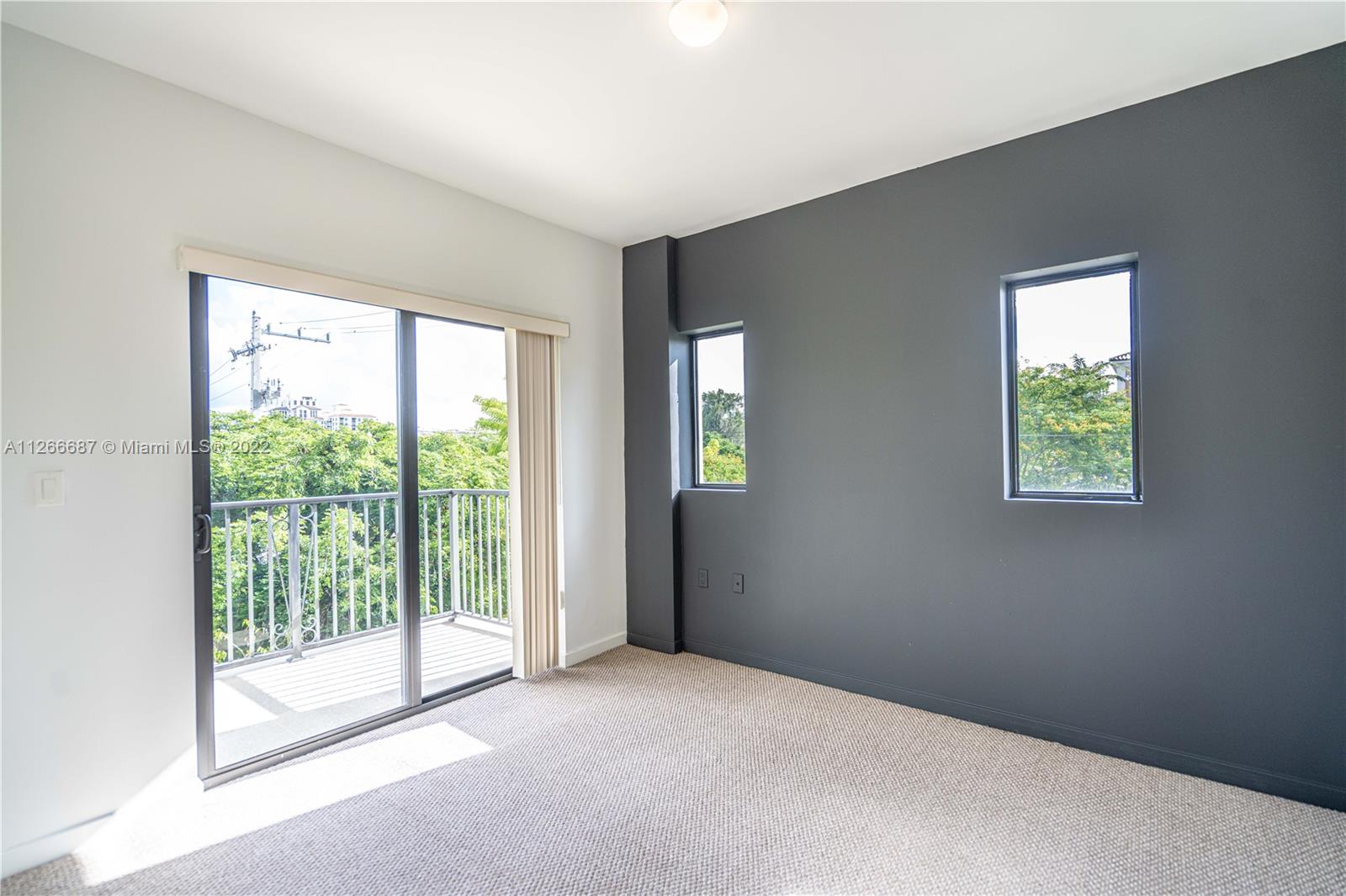 CORAL GABLES SEC K - Residential Lease