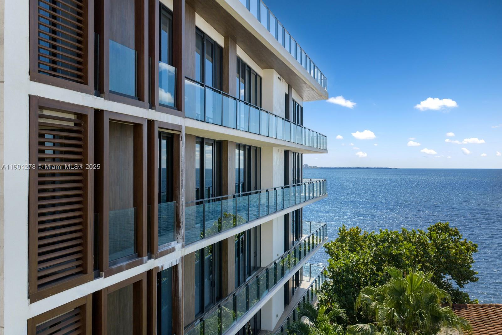 BRICKELLS FLAGLER - Residential