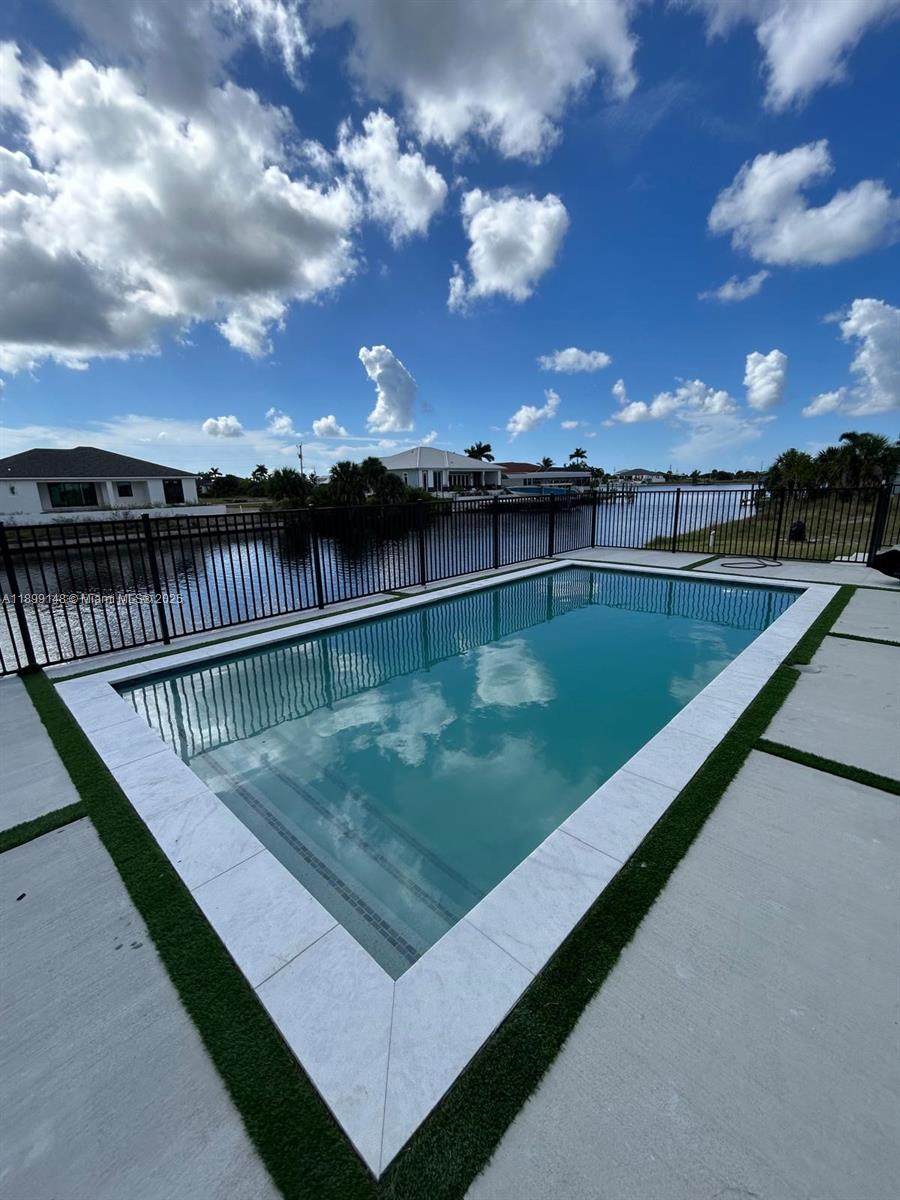 CAPE CORAL UNIT 90 - Residential
