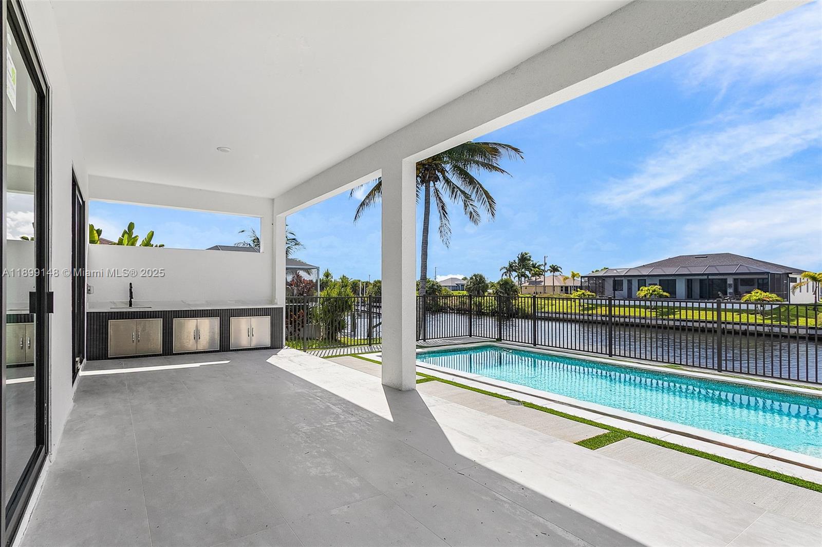 CAPE CORAL UNIT 90 - Residential