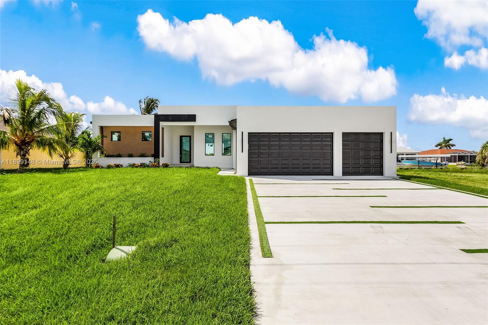 CAPE CORAL UNIT 90 - Residential
