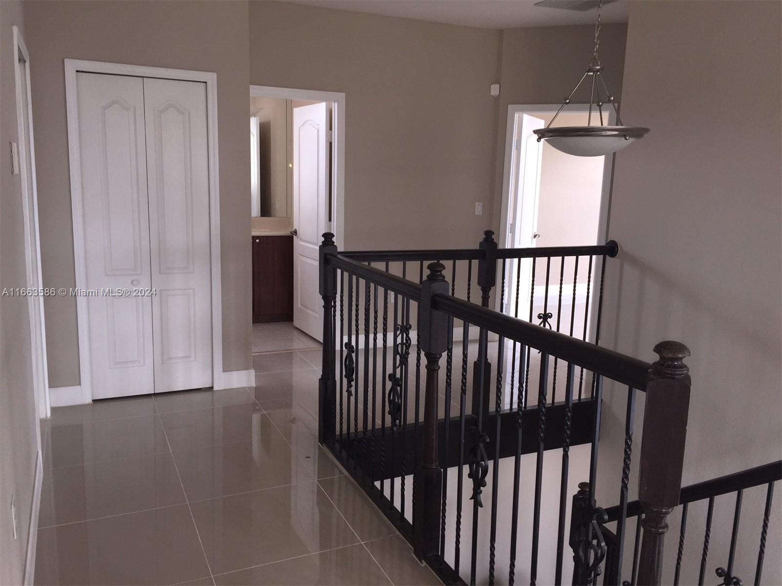 SELLA SUB - Residential Lease