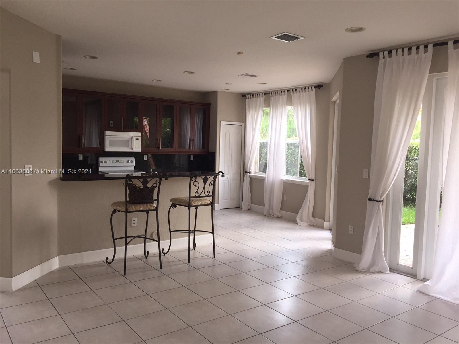 SELLA SUB - Residential Lease