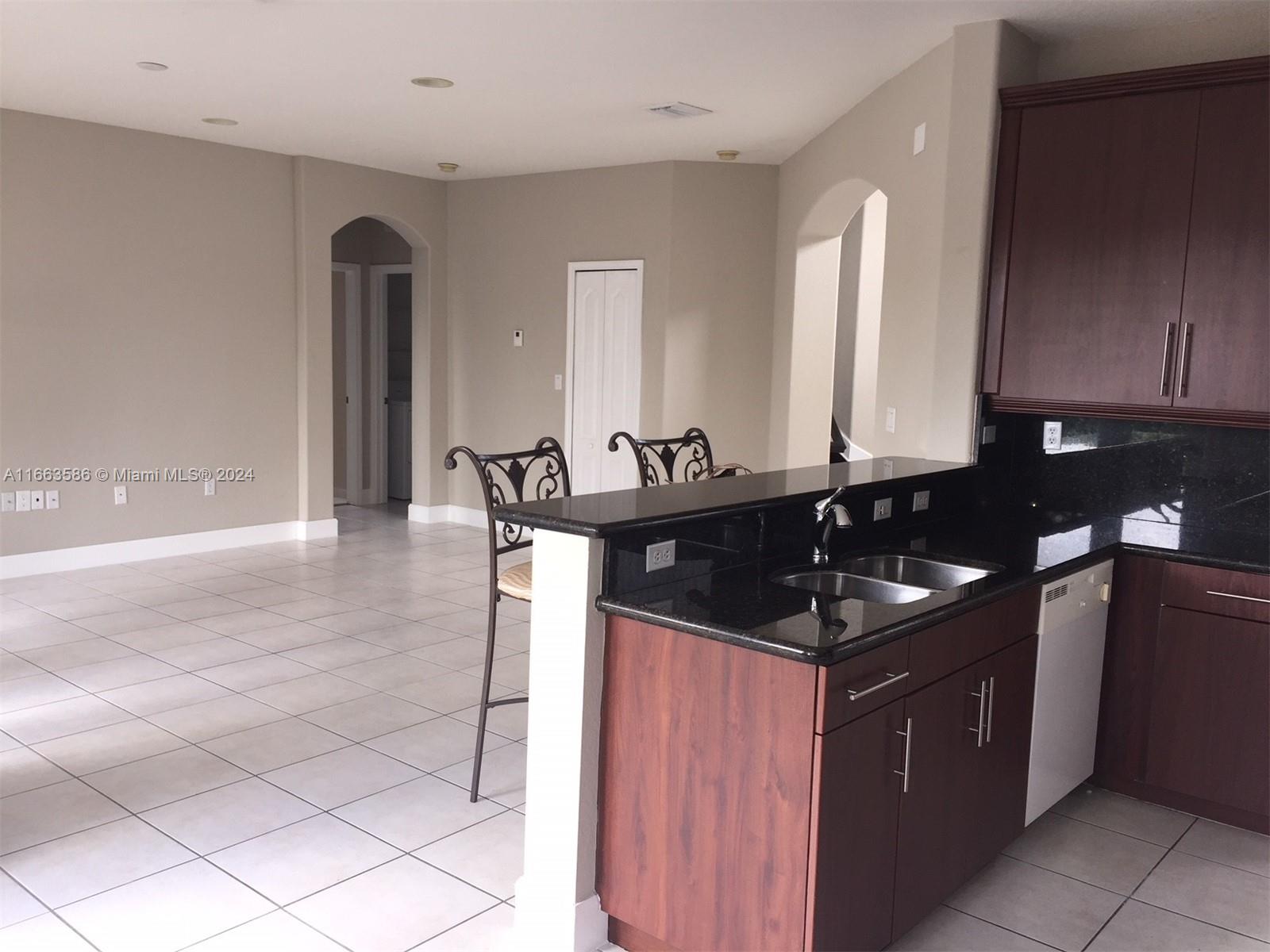 SELLA SUB - Residential Lease