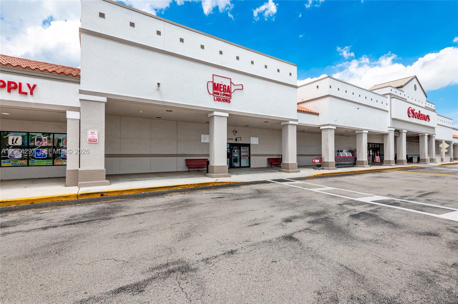 Liquor Store for sale! Fully operational and ready for a new owner from day one! Located within a high-traffic shopping center. Inventory not included in the sale price. (Negotiated)