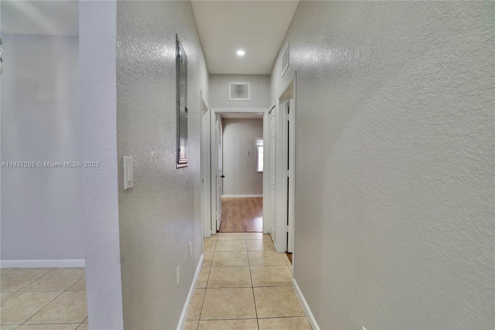 EVERGREEN GARDEN ESTATES - Residential Lease