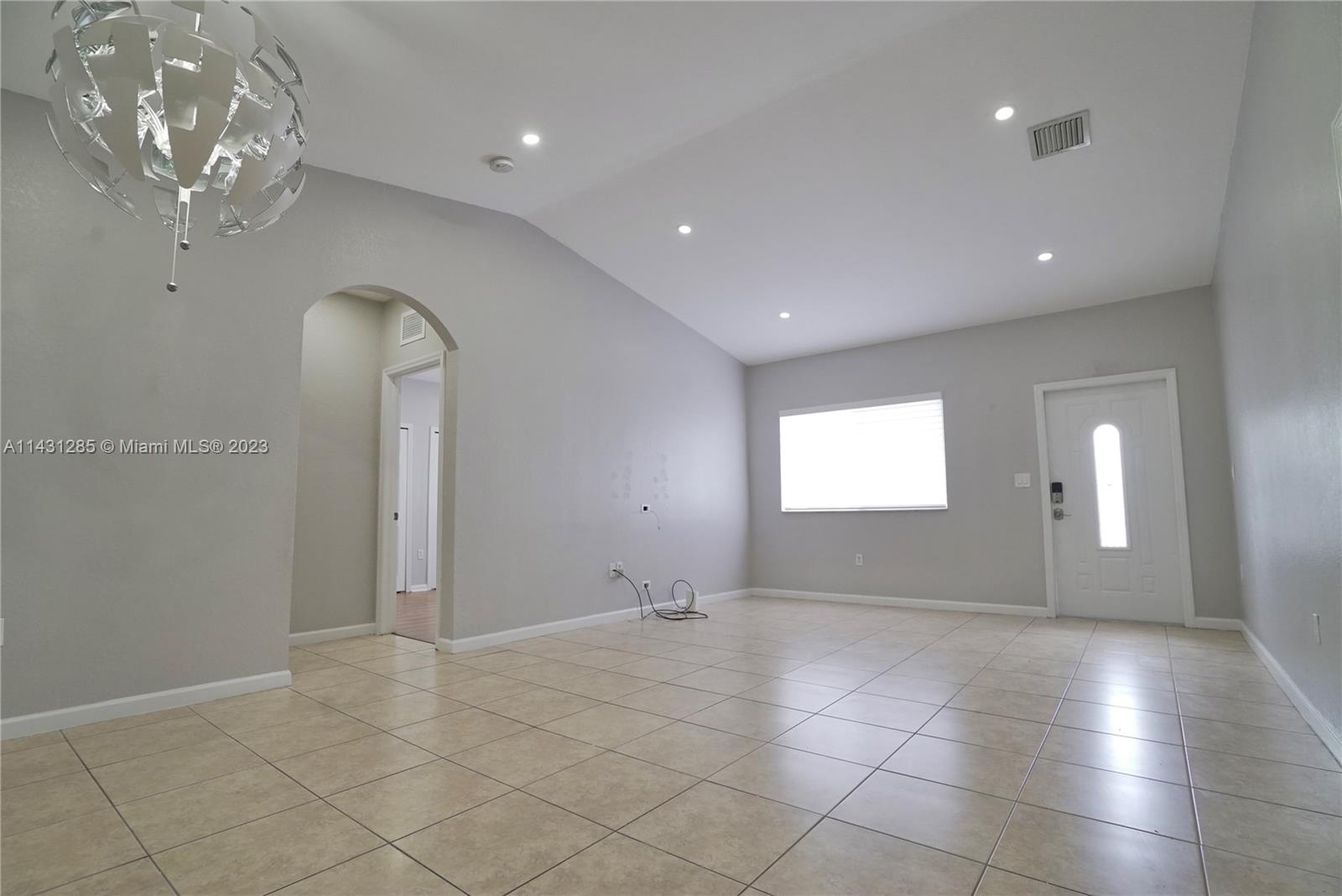 EVERGREEN GARDEN ESTATES - Residential Lease