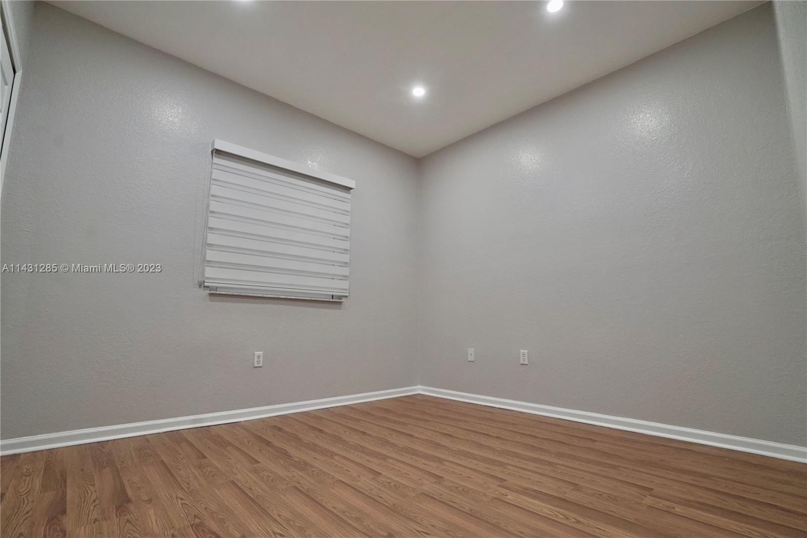 EVERGREEN GARDEN ESTATES - Residential Lease