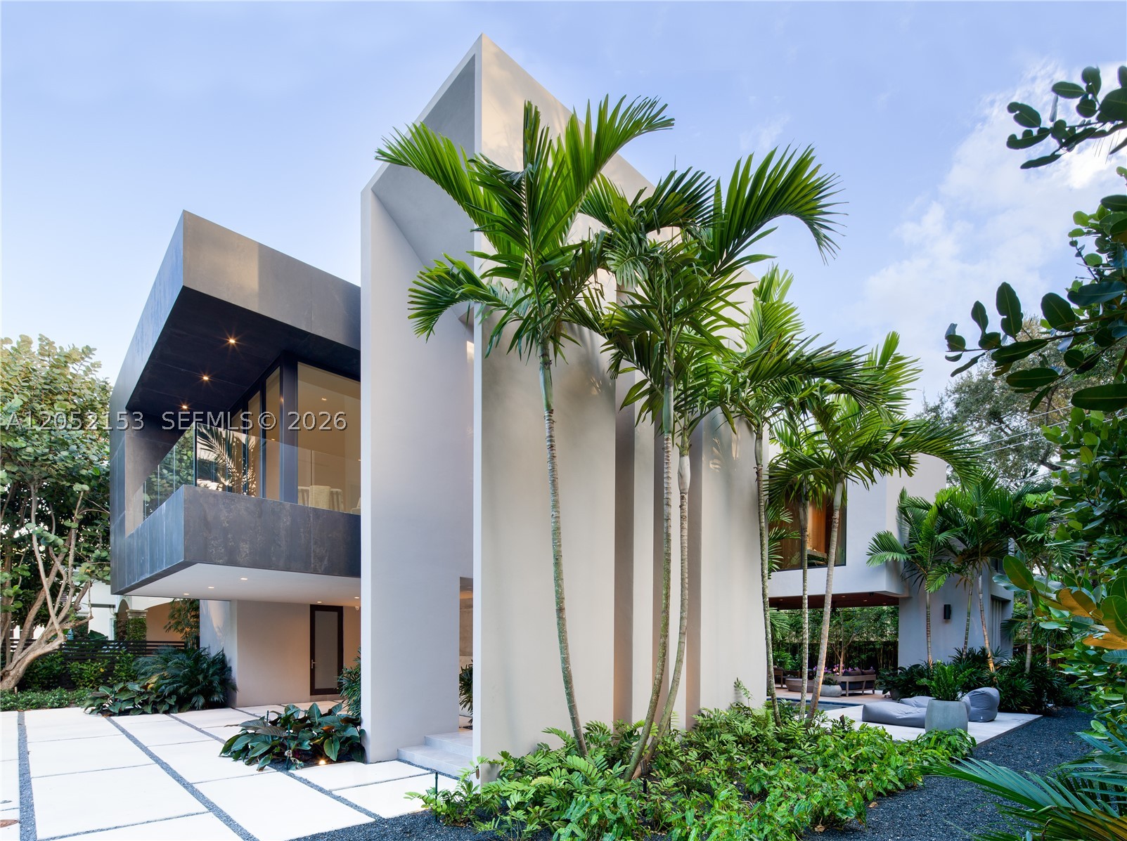 PINECREST MANOR - Residential
