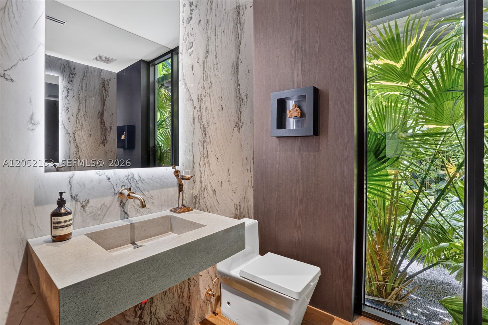 PINECREST MANOR - Residential