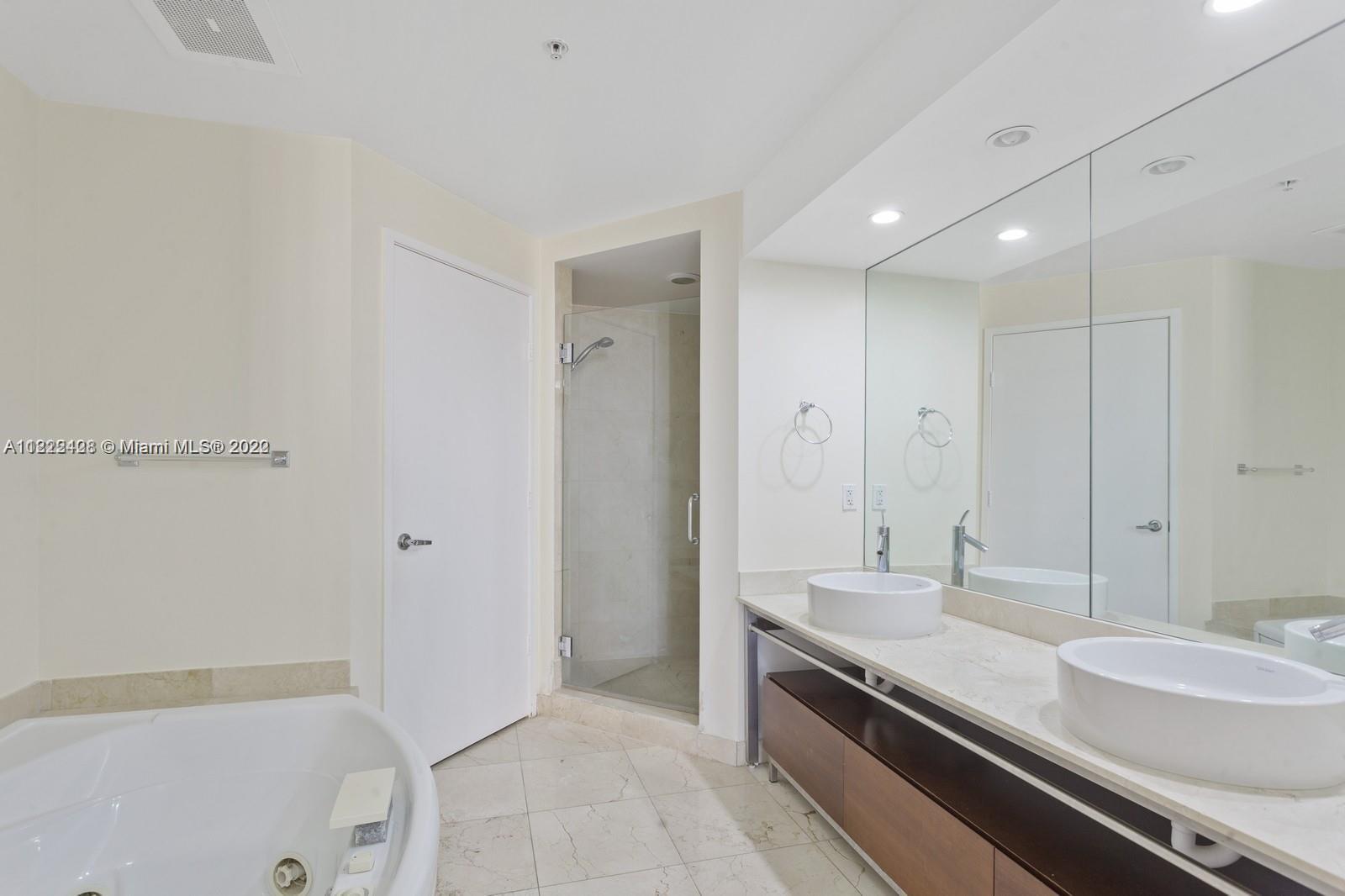 SAYAN CONDO - Residential Lease