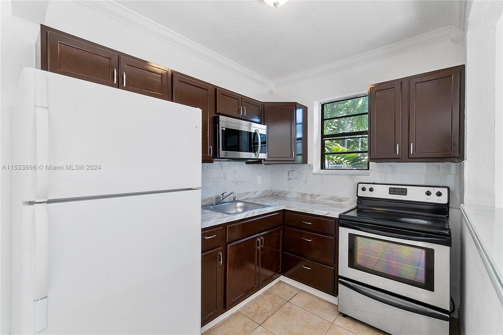 WALDIN ACRES - Residential Lease