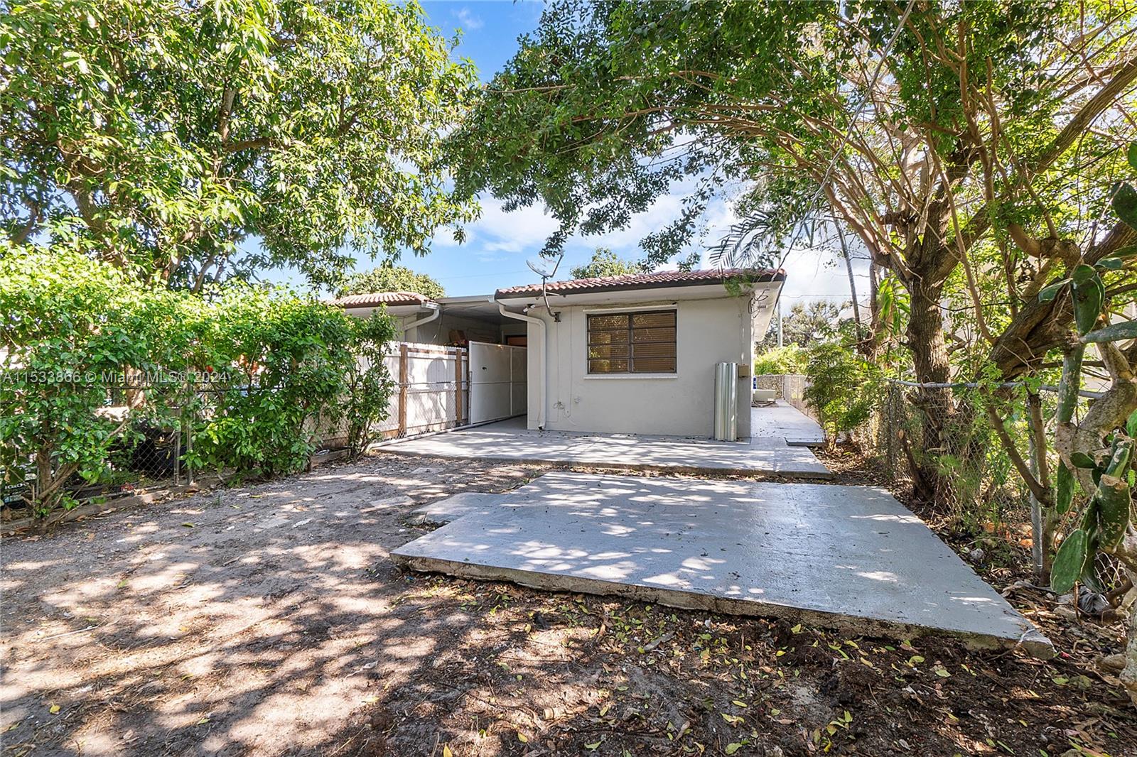 WALDIN ACRES - Residential Lease