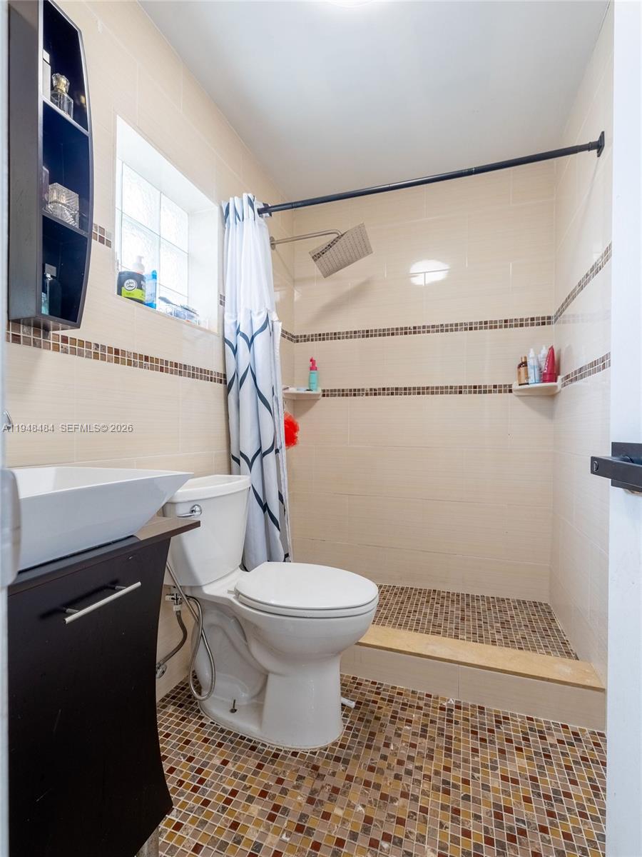 FLAMINGO ESTATES - Residential