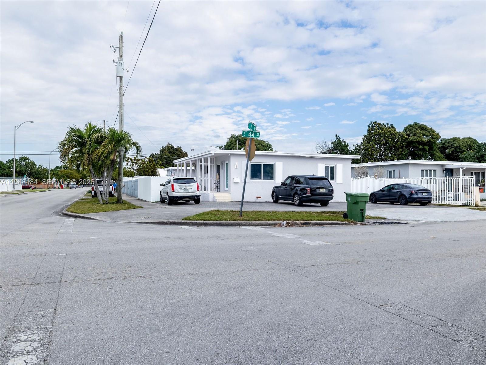 FLAMINGO ESTATES - Residential