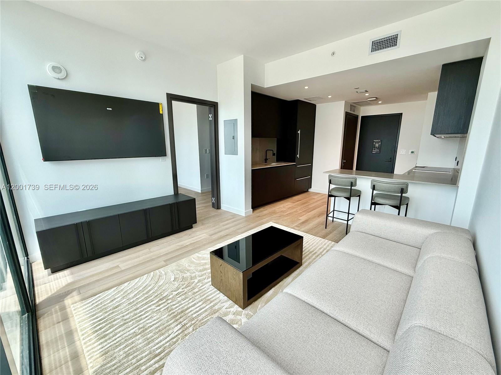 MIAMI NORTH - Residential