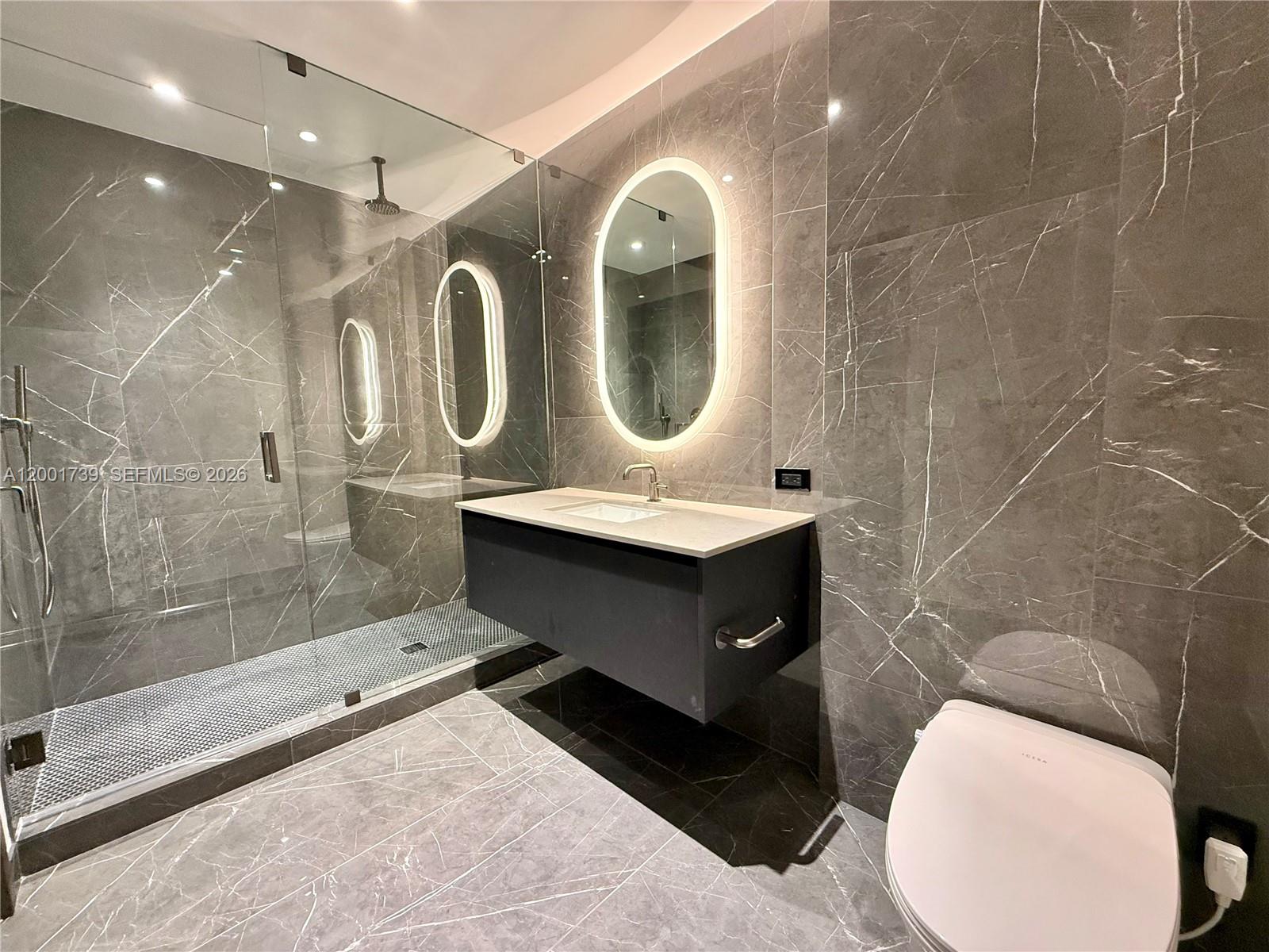 MIAMI NORTH - Residential