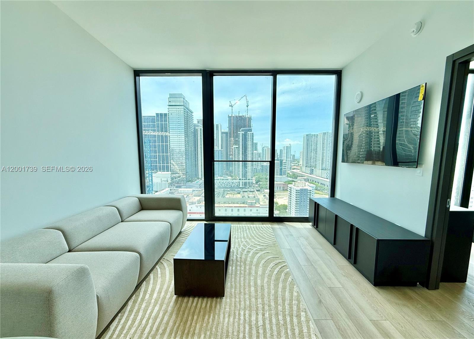 MIAMI NORTH - Residential