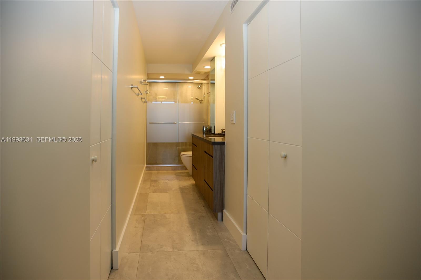 ARLEN HOUSE CONDO - Residential